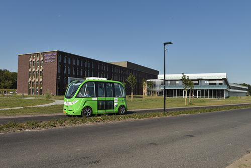 Zelfrijdende shuttle Scheemda langer op de weg