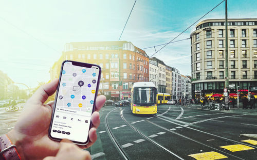 Mercedes en BMW: één miljard voor mobiliteitsdiensten